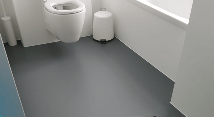 Gietvloer over tegelvloer