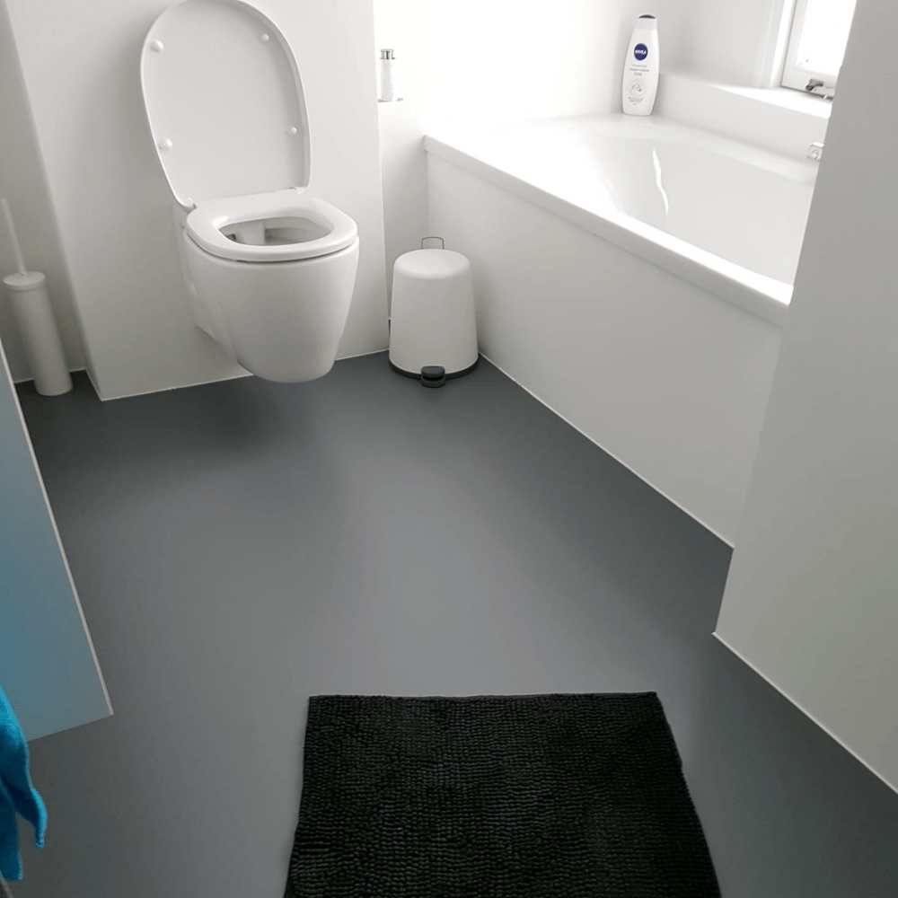 Gietvloer over tegelvloer