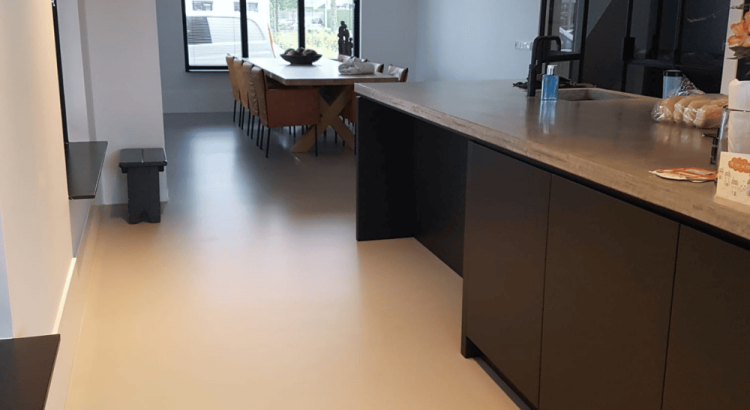 Gietvloer op vloerverwarming