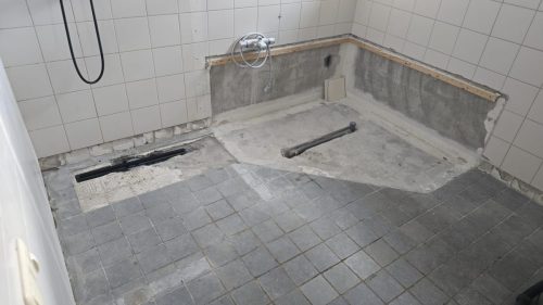 Oude-situatie-badkamer-vloer
